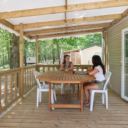 Campsite Maeva Escapades Les Lacs D'armagnac